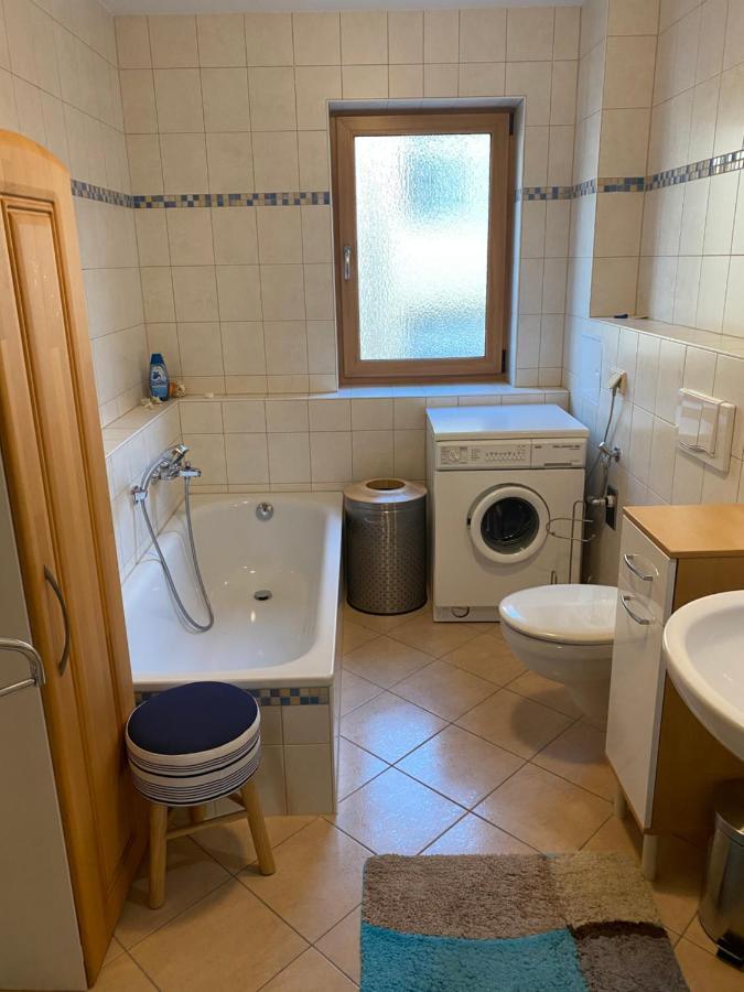 Tipp - Halle Idyllisch Am Fluss Krollwitz Екстериор снимка